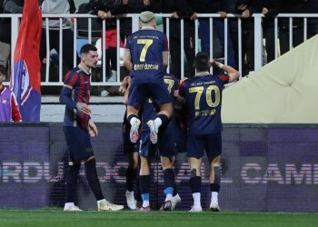 Altınordu geriden gelip kazanıyor! 2 galibiyet nefes aldırdı…