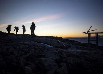 Antarktika’dan dönen bilim insanları deneyimlerini öğrencilerle paylaştı