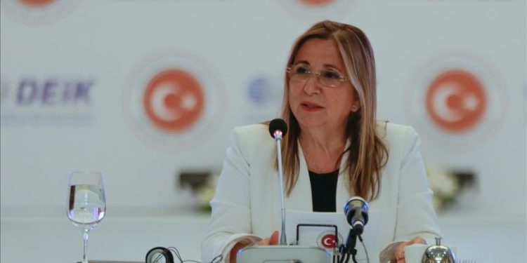 Bakan Pekcan’dan 23 Nisan mesajı