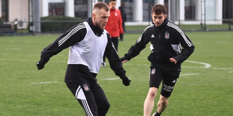 Beşiktaş, Fenerbahçe maçının hazırlıklarını sürdürdü