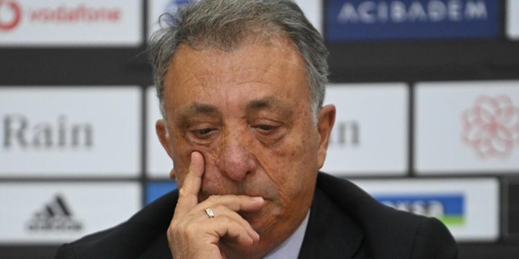 Beşiktaş’tan TFF, Galatasaray ve Fenerbahçe’ye sert mesajlar: ‘Türk futboluna zarar veriyorsunuz’