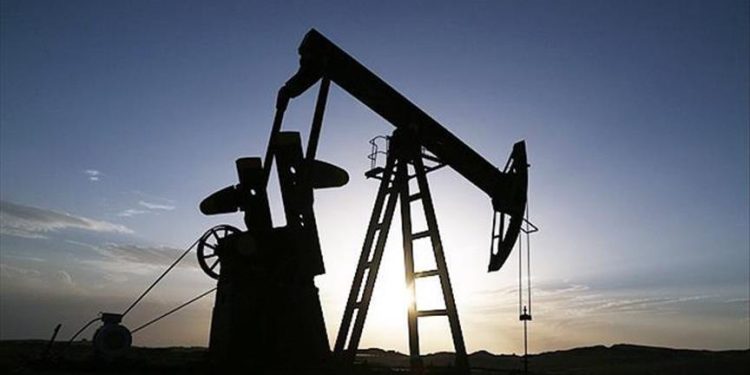 Brent petrolün varili 70,80 dolar