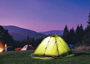 Bu yaz çadırdayız