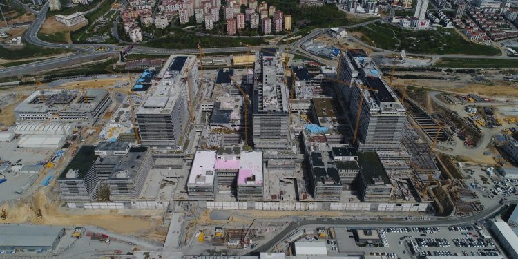 Eyfel Kulesi’nin 10 katı ağırlığında… Dünyanın en büyüklerinden biri… Son hali böyle görüntülendi