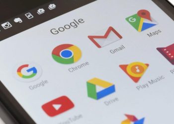 Google Fotoğraflar uygulamasına ‘katlanan’ güncelleme geldi