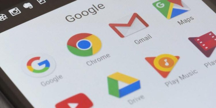 Google Fotoğraflar uygulamasına ‘katlanan’ güncelleme geldi
