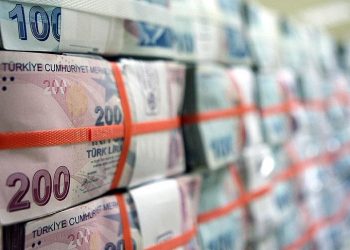 Hazine 7,6 milyar lira borçlandı