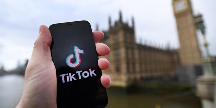 İngiltere parlamentosu ve İskoçya hükümetinden TikTok’a yasak