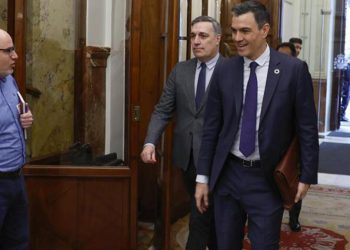 İspanya’da hükümet için sunulan gensoru önergesi reddedildi