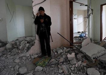 İsrail ordusu Filistinli mahkumun evini yıktı