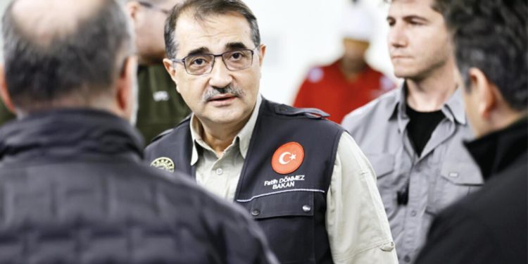 ‘Nisanda Karadeniz gazını Filyos’a getireceğiz’