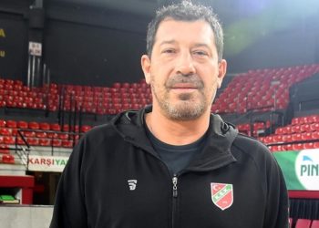 Pınar Karşıyaka’da Ufuk Sarıca gururlu! “Beklenti, kazandıkça yükseliyor…”