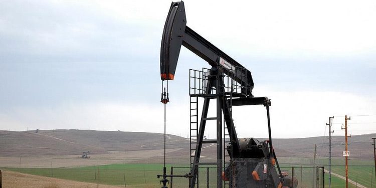 Rusya’nın petrol gelirleri ilk çeyrekte arttı