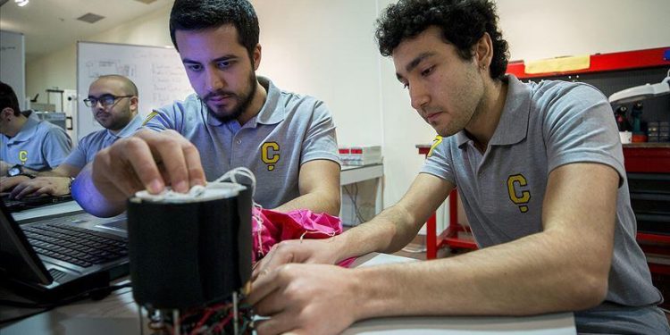 Türk üniversiteleri NASA uydu yarışmasında iddialı