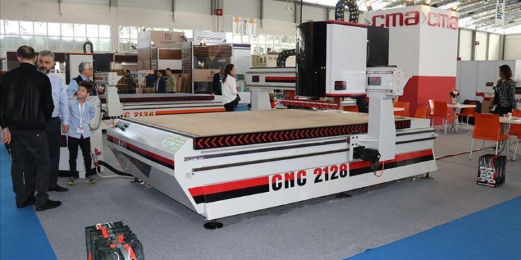 Türkiye’den 60 ülkeye ağaç işleme makinesi ihracatı