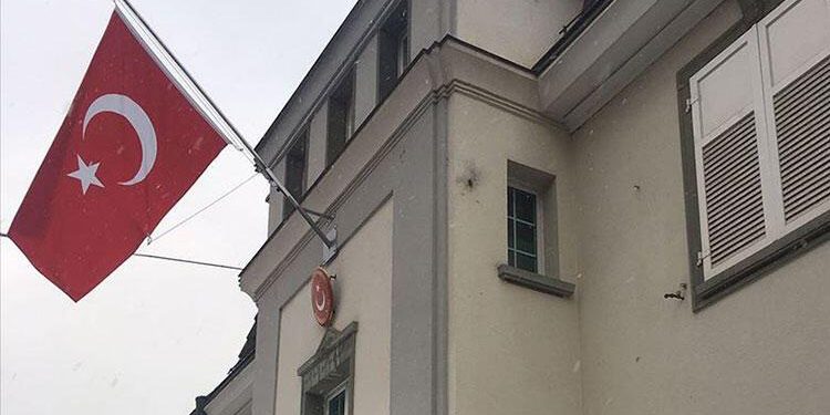 Türkiye’nin Zürih Başkonsolosluğuna molotofkokteylli saldırı