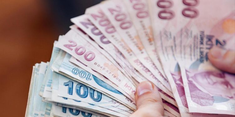 Adana’da toplu taşımaya zam