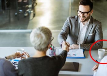 Patronlar işe alımlarda yaptıkları gizli testlerini anlattılar: Bir fincan ya da kapıdaki görevli her şeyi değiştirebilir!