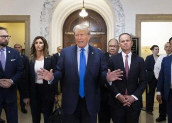 Dolandırıcılık davasında ikinci gün.. Trump’tan Başsavcıya çok sert sözler: O bir sahtekar