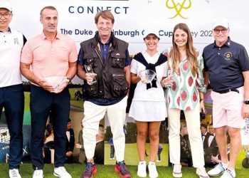 Golfün ustaları depremzede çocuklar yararına yarıştı